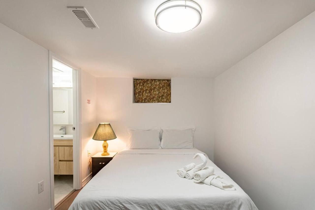 Simple & Tidy Private Rooms Торонто Екстер'єр фото