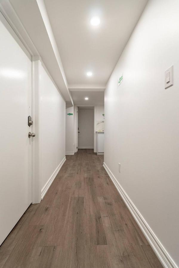 Simple & Tidy Private Rooms Торонто Екстер'єр фото